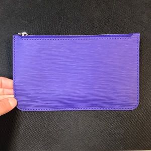 Louis Vuitton neverfull pouch